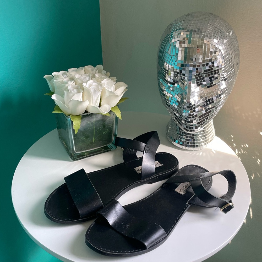 Steve Madden Black Leather Sandals